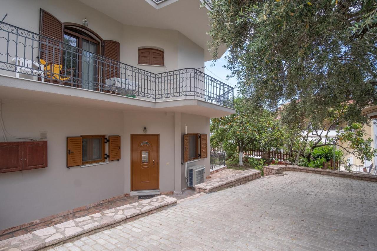 Coral Apartments Parga Bagian luar foto