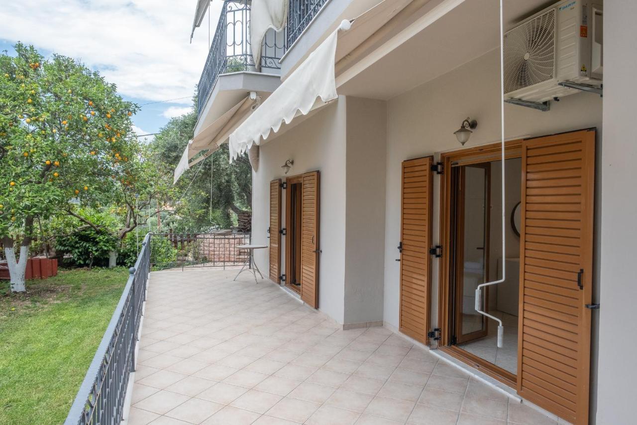 Coral Apartments Parga Bagian luar foto